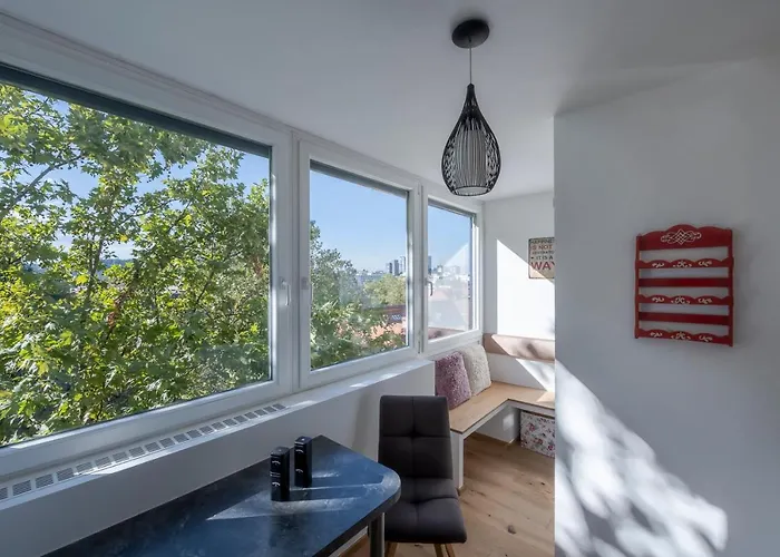 Apartment Tamliving 2br Center 3 Bridges Great View Kitchen